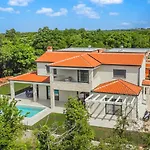 Villa New! Luxury Carlotte With 11m Pool Poreč