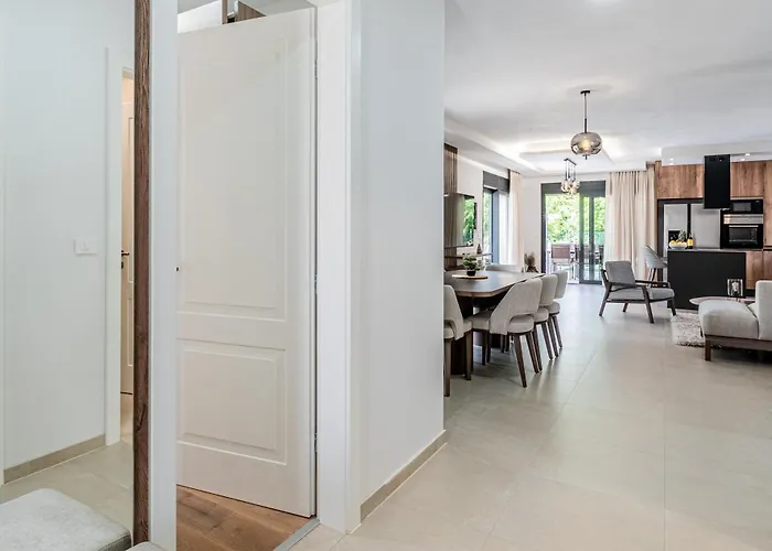 New! Luxury Carlotte With 11m Pool * Poreč