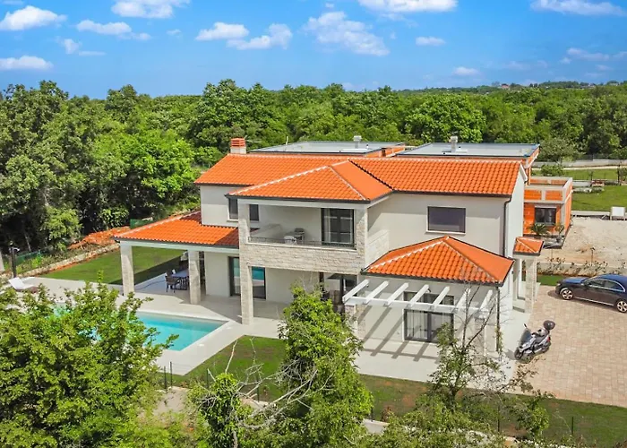 Villa New! Luxury Carlotte With 11m Pool Poreč