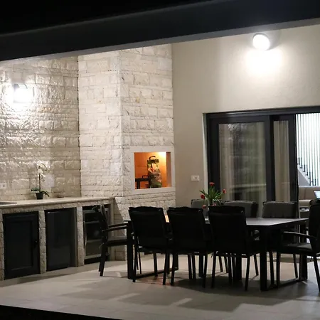 Villa New! Luxury Carlotte With 11m Pool *